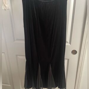 VINTAGE 90s-Y2K Black Velvet Maxi Skirt with Flounce Hem